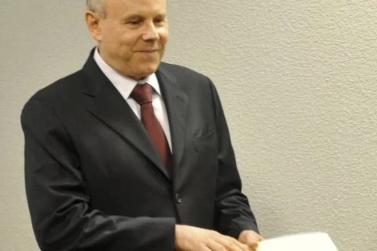 Mantega: "A Caixa tem a inadimplência baixa. Não há nenhum problema ali. Eu controlo e não deixo a coisa degringolar" (Antonio Cruz/Agência Brasil)