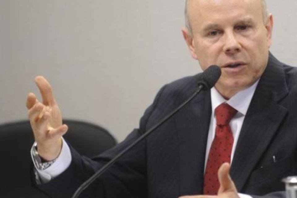 Mantega nega querer ser candidato; 'já apanho bastante'