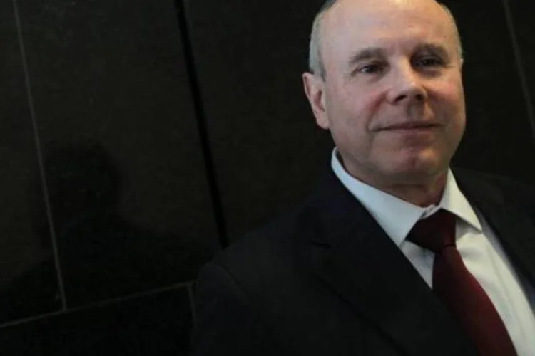 Ministro Mantega na apresentação do PAC Equipamentos (Ueslei Marcelino/Reuters)
