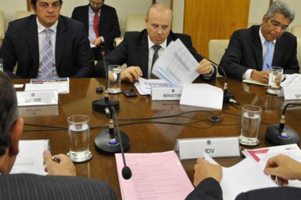 Mantega: “passamos a pior fase de desaceleração”