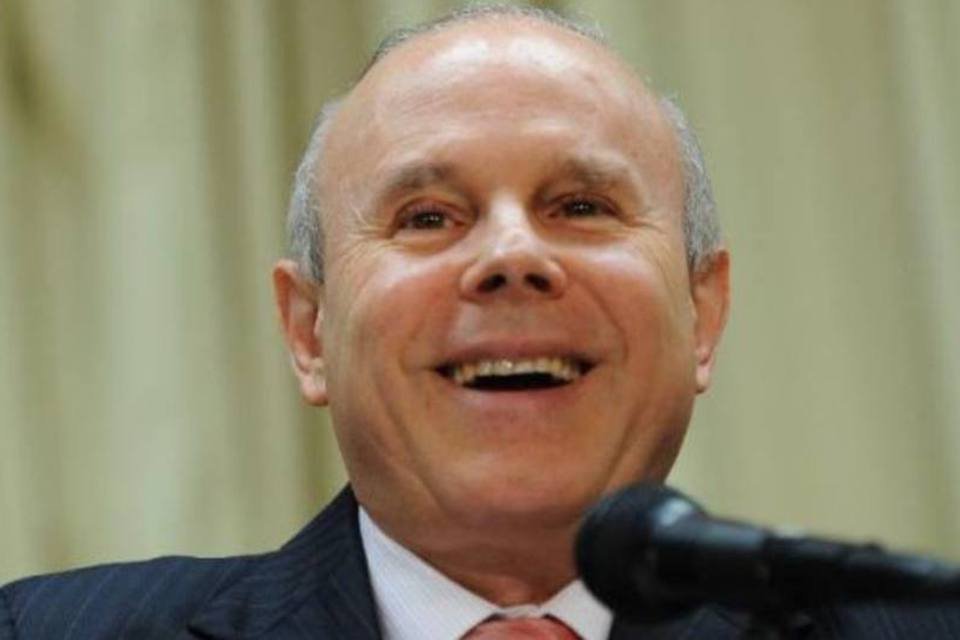 Mantega afirma que Brasil será quinta economia antes de 2015