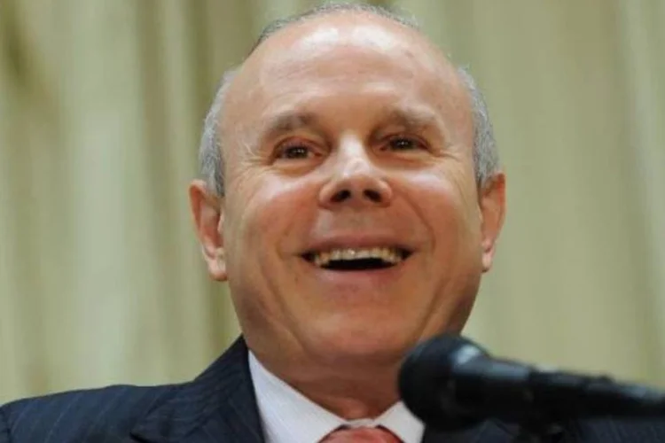 Mantega comentou ainda a taxa de desemprego do IBGE, que chegou a 5,2% em dezembro (Marcello Casal Jr/ABr)