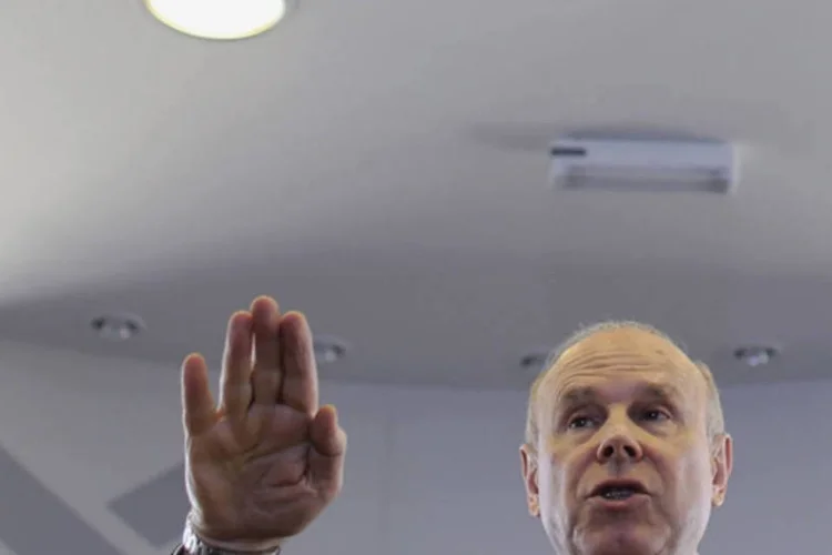 
	Guido Mantega: &quot;n&atilde;o haver&aacute; volta atr&aacute;s na quest&atilde;o do IPI. Ele vai subir mesmo&quot;, afirmou
 (Nacho Doce/Reuters)