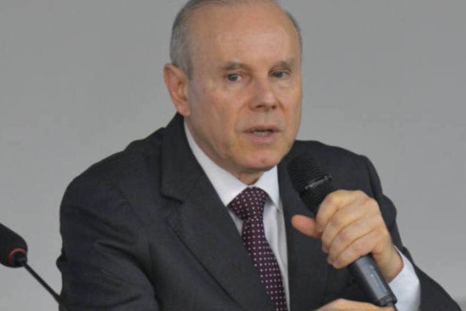 Mantega autoriza venda de créditos de Itaipu ao BNDES