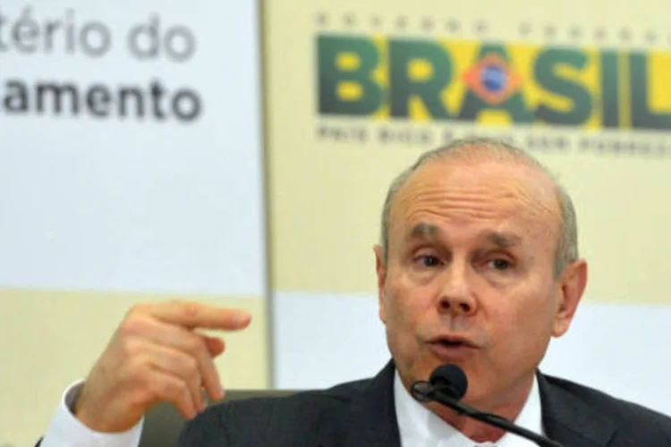 "O contingenciamento varia conforme o Orçamento aprovado pelo Congresso e com a realidade... Já estamos com 4 meses de Orçamento executado, podemos ser mais realistas", afirmou Mantega (Wilson Dias/ABr)