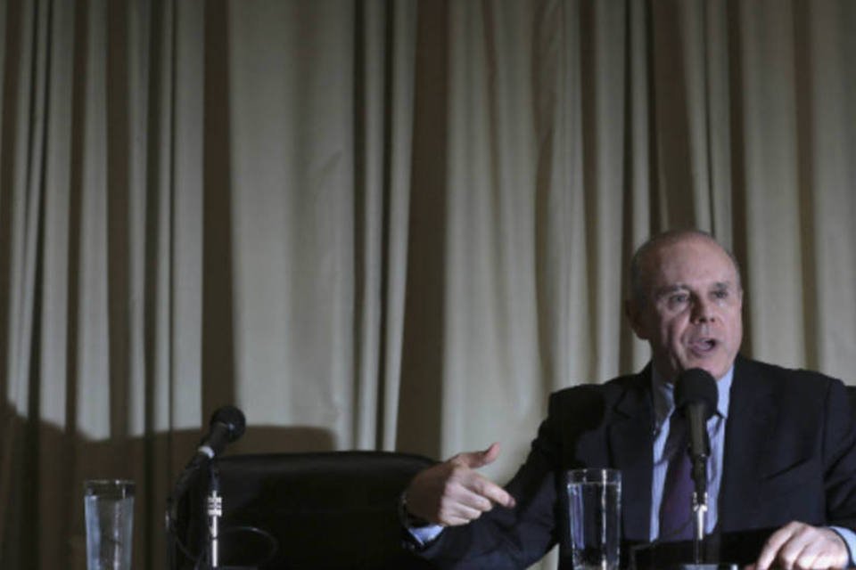 Mantega designa "substitutos" para chefe de gabinete