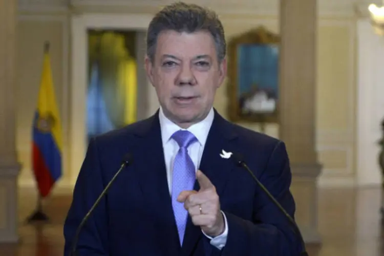 O presidente colombiano Juan Manuel Santos durante um discurso exibido na televisão (Javier Casella/Colombian Presidency/Handout via Reuters)