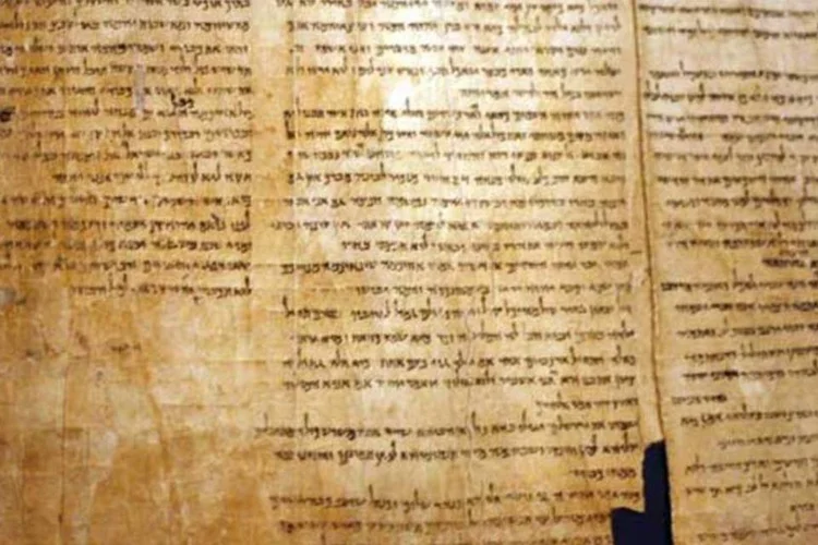 As reproduções integrais e em alta definição dos originais, colocadas na rede na semana passada graças a uma parceria entre o Google e o Museu de Israel, inclui o Livro de Isaías (Lior Mizrahi/Getty Images)