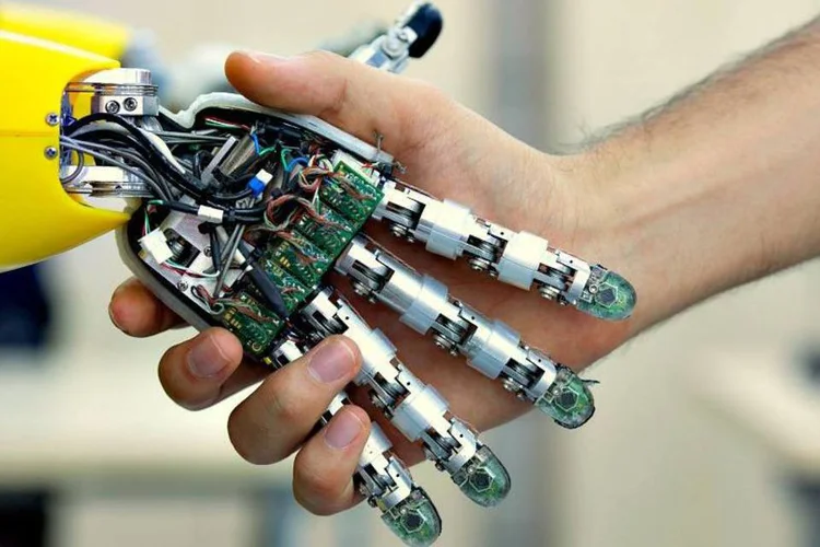 A otimização de processos por meio da automação permite que as empresas aumentem sua eficiência, reduzam erros humanos e economizem tempo (Thinkstock/muratsenel/Thinkstock)