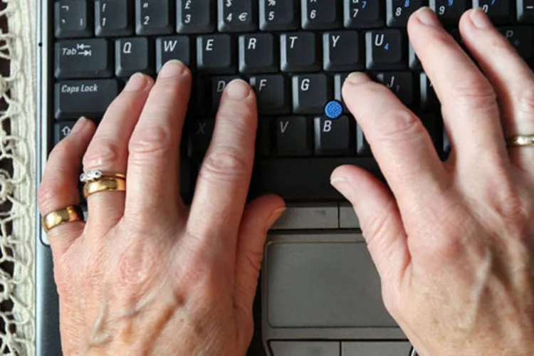 
	PC: exerc&iacute;cios cerebrais com computador por 4 semanas foram t&atilde;o eficazes quanto Escitalopram
 (Getty Images)