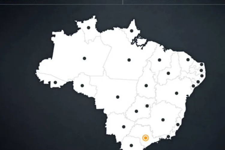 Infográfico: celulares no Brasil em dezembro de 2012 (Beatriz Blanco / EXAME.com)