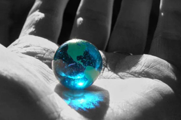 
	Globo terrestre: entre os destinos dos bolsistas est&atilde;o China, espanha, Portugal, Chile, Argentina, Col&ocirc;mbia entre outros pa&iacute;ses
 (Getty Images)