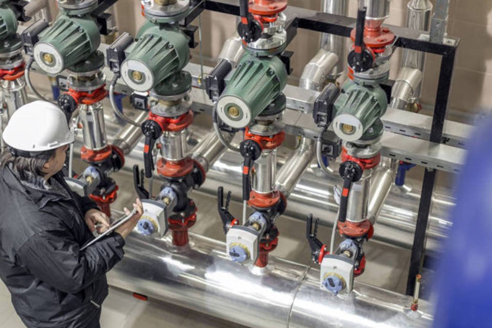 Atividade industrial desacelera em julho nos EUA
