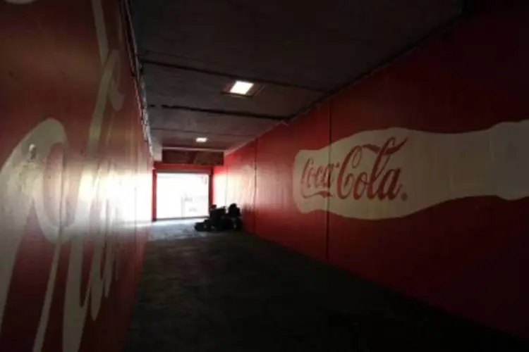 A Coca-Cola se destaca com 9% das respostas entre os entrevistados que mencionaram os refrigerantes (.)
