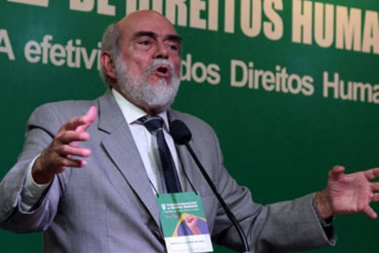 Marcello Lavenère, peça-chave no impeachment de Collor, deixa legado de defesa da democracia e justiça social (Divulgação / OAB)