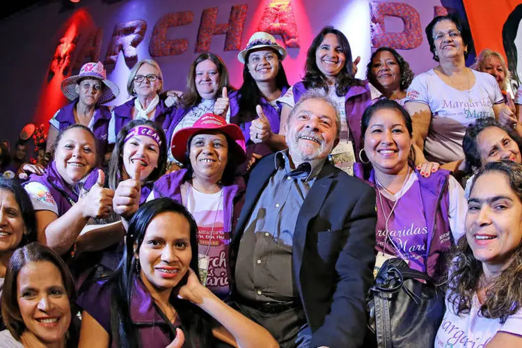 Manifestantes da Marcha das Margaridas se encontram com o ex-presidente Lula, em Brasília (Ricardo Stuckert/ Instituto Lula/ Fotos Públicas)