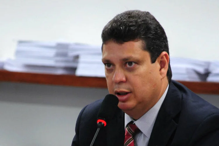 
	M&aacute;rcio Macedo: &quot;Vou defender que o PT n&atilde;o aceite nem apoie um governo que n&atilde;o veio das urnas&quot;
 (Alexandra Martins/Câmara dos Deputados/Fotos Públicas)