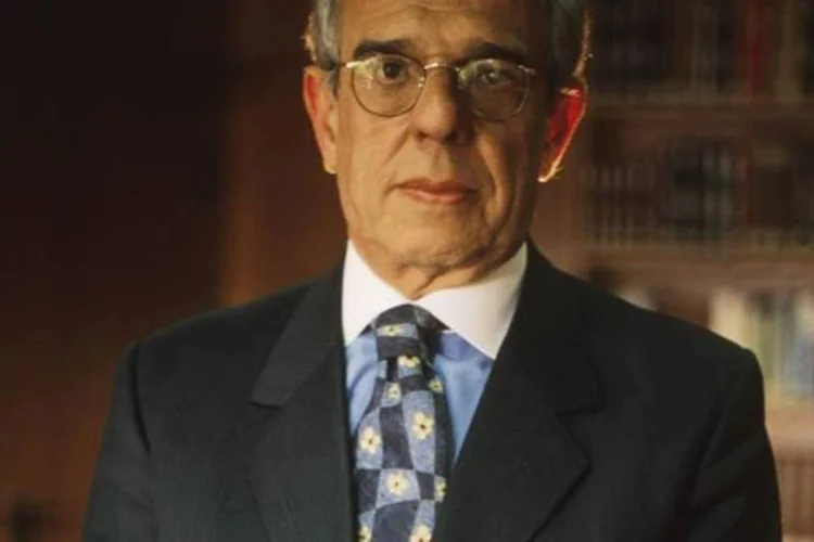 
	Thomaz Bastos: para Mercadante, Brasil &quot;perde um dos grandes advogados criminalistas de sua hist&oacute;ria&quot;
 (Heloisa Bortz/Veja São Paulo)