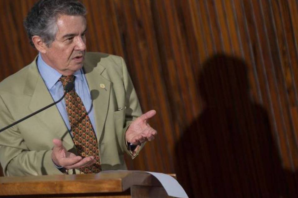 Marco Aurélio critica grampos e vê "algo errado" em delações
