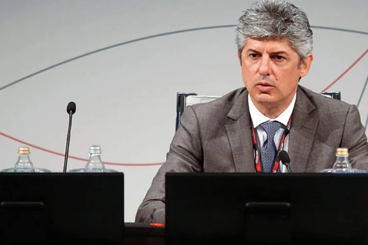 
	Marco Patuano, da Telecom Italia: operadora de telecomunica&ccedil;&otilde;es italiana confirmou que est&aacute; em negocia&ccedil;&otilde;es avan&ccedil;adas sobre os termos de sua sa&iacute;da
 (Alessia Pierdomenico/Bloomberg)