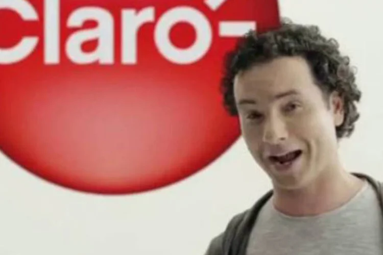 Luque utiliza o humor para divulgar uma oferta de portabilidade numérica (Reprodução)