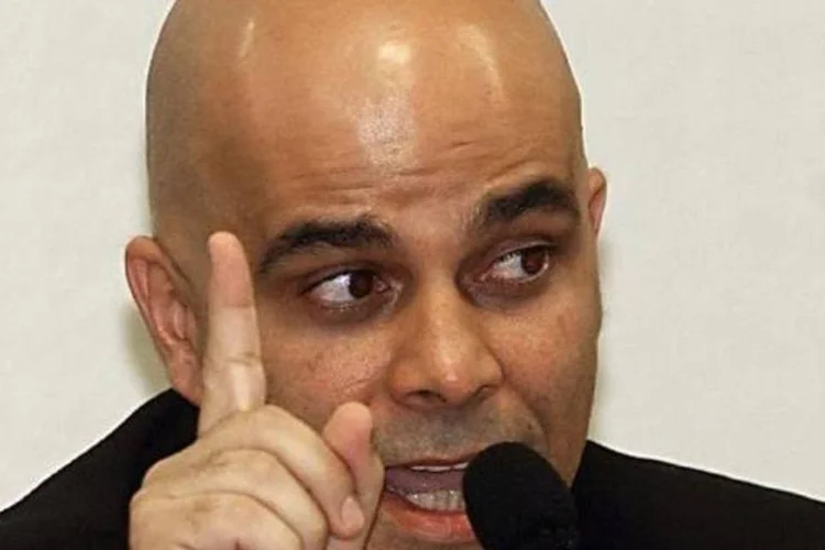 
	Membros da CPI dizem que Val&eacute;rio est&aacute; &quot;doido para falar&quot; desde que foi condenado no mensal&atilde;o e esta seria a chance para ele explicar fatos que envolvem o ex-presidente Lula e o esquema na Petrobras
 (Antonio Cruz/ABr)