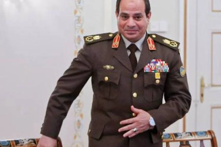 
	Abdel Fatah al-Sisi, ex-comandante do ex&eacute;rcito: &quot;o povo me convocou e respondi&quot;
 (Maxim Shemetov/AFP)