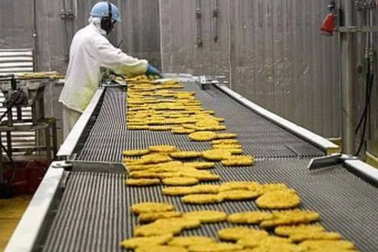
	F&aacute;brica da Marfrig: a margem Ebitda, de 8,4% reportada pela companhia no per&iacute;odo
 (Divulgação)