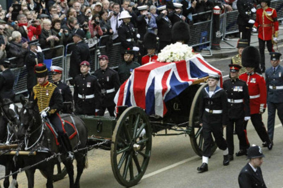 Começa o cortejo fúnebre de Thatcher pelas ruas de Londres