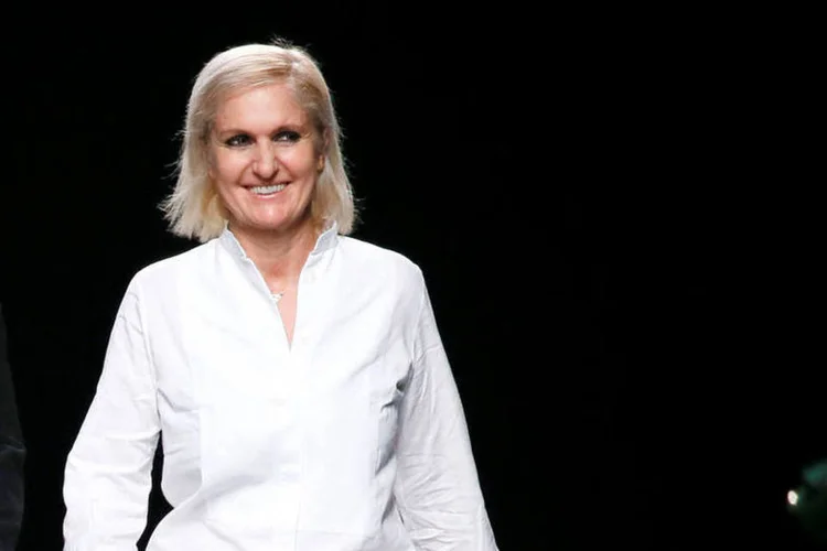 
	Maria Grazia Chiuri: &quot;&Eacute; uma grande responsabilidade ser a 1&ordf; mulher a dirigir a cria&ccedil;&atilde;o de uma casa t&atilde;o fortemente ligada &agrave; express&atilde;o da feminilidade&quot;
 (Gonzalo Fuentes)