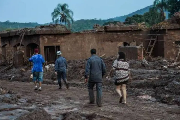 
	Rompimento de duas barragens da mineradora Samarco: munic&iacute;pio de 120 mil habitantes come&ccedil;ou a adotar medidas alternativas para o abastecimento
 (Antonio Cruz/ Agência Brasil)