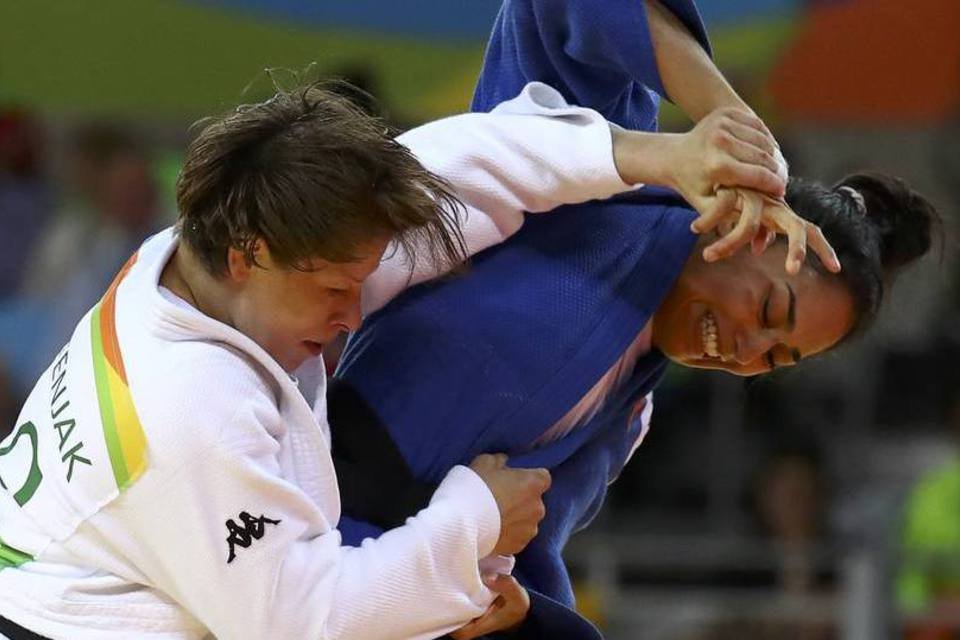 Mariana Silva faz grande campanha, mas fica sem medalha