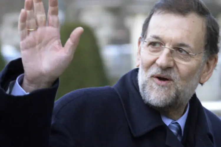 
	Mariano Rajoy: entre os sinais de melhora, Rajoy citou a redu&ccedil;&atilde;o do d&eacute;ficit, a exist&ecirc;ncia de uma menor d&iacute;vida externa.
 (REUTERS/Eric Vidal)
