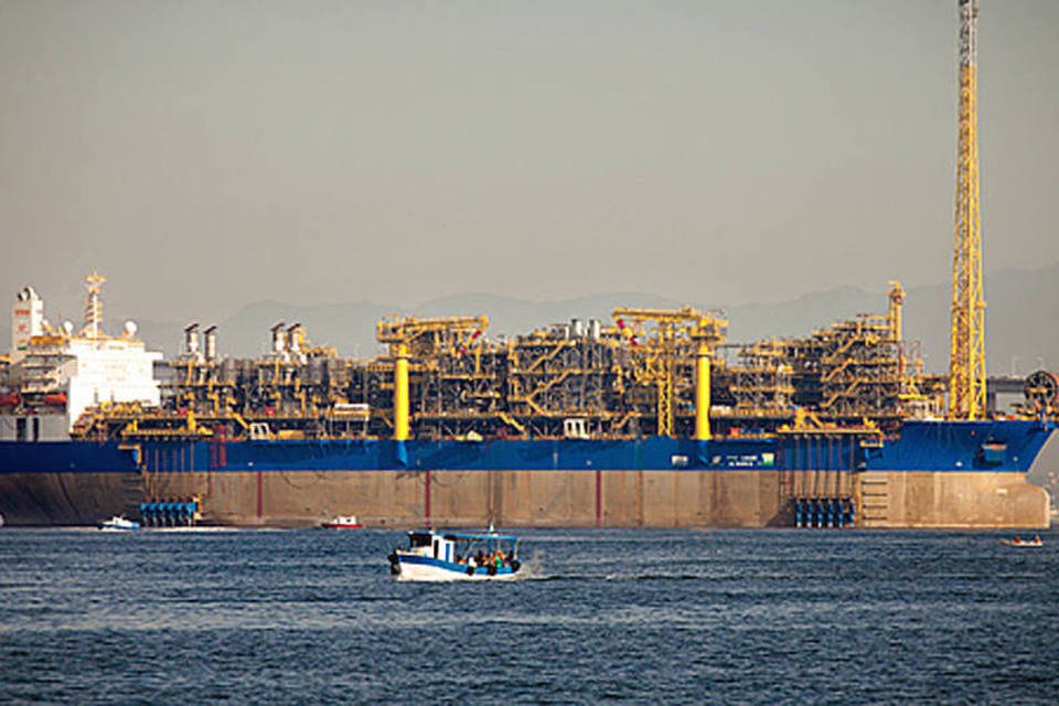Petrobras envia 5º navio-plataforma para o campo de Lula