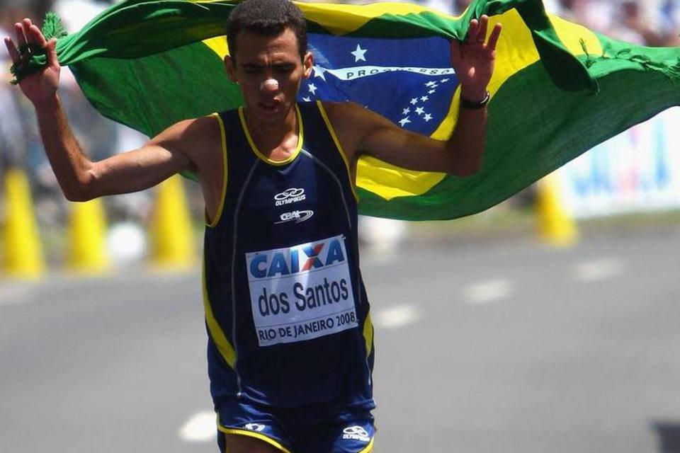 Com folga, Marilson Santos conquista o ouro nos 10 mil metros