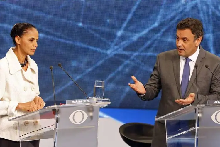 
	Marina Silva e A&eacute;cio Neves no debate da TV Bandeirantes em 26 de agosto
 (Reuters/Paulo Whitaker)