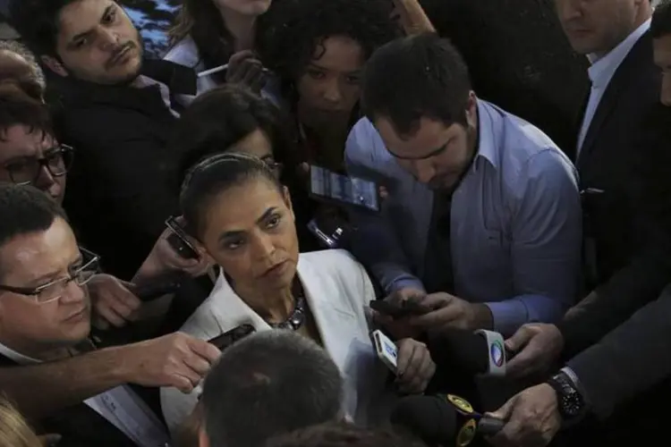 Marina Silva conversa com jornalistas antes do debate eleitoral do SBT, em São Paulo (Nacho Doce/Reuters)