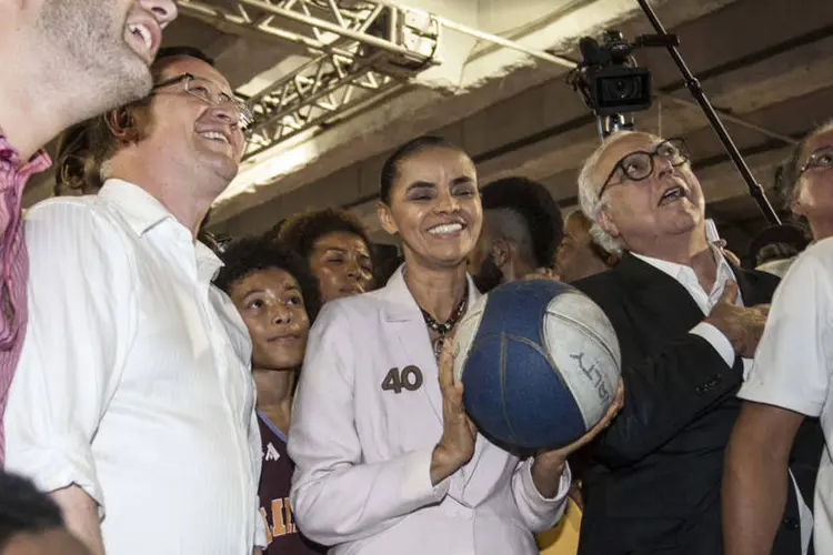 Marina Silva durante visita à Central Única de Favelas, em Madureira, no Rio de Janeiro (Vagner Campos/MSILVA Online)