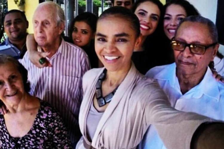 
	Marina Silva e a fam&iacute;lia: os Silva s&atilde;o comedidos quando se fala na r&aacute;pida ascens&atilde;o da ex-ministra nas pesquisas e evitam cantar vit&oacute;ria antecipada
 (Reprodução/Instagram)