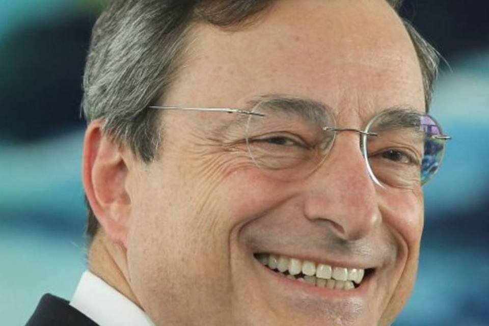 UE nomeia Draghi presidente do BCE até 2019