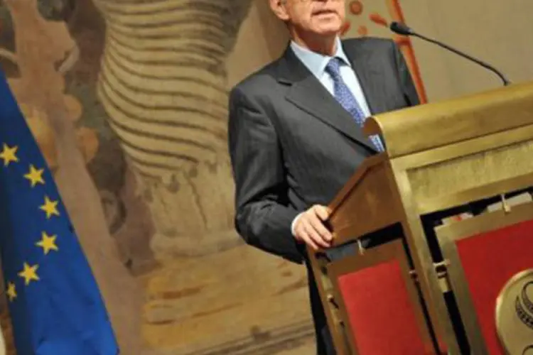 Monti também assumiu a pasta de Economia no novo governo (Andreas Solaro/AFP)