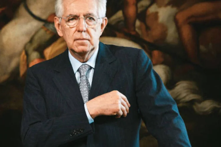 Herói ou vilão: a aprovação de Mario Monti não passa de 30% (Andreas Solaro/AFP Photo)