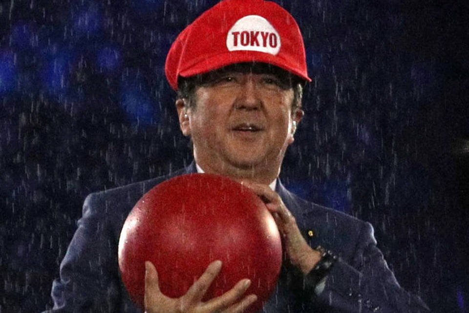 Premiê vestido de Mario deixa japoneses de queixo caído
