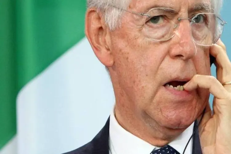 
	Mario Monti: an&uacute;ncio aumenta especula&ccedil;&otilde;es de que o primeiro-ministro da It&aacute;lia vai voltar a concorrer ao cargo
 (Getty Images)
