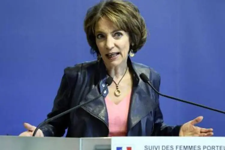 A ministra Marisol Touraine participa de uma entrevista coletiva em Paris: "vou apoiar" estas iniciativas (Bertrand Guay/AFP)
