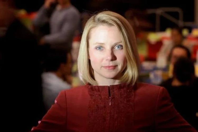
	Mudan&ccedil;a na pol&iacute;tica do Yahoo! afetar&aacute; os cerca de 12.000 funcion&aacute;rios da companhia pelo mundo. A partir de junho, funcion&aacute;rios dever&atilde;o trabalhar, obrigatoriamente, nos escrit&oacute;rios da empresa
 (Noah Berger/Reuters)