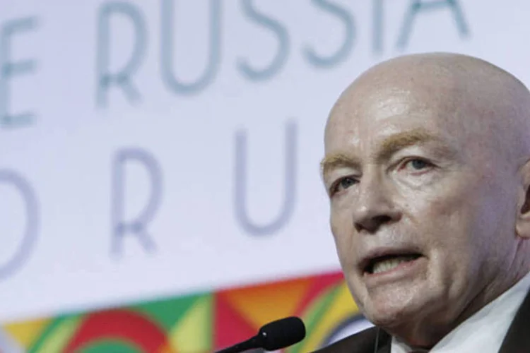 
	Mark Mobius: &ldquo;estamos nos aproximando do ponto em que as pessoas est&atilde;o come&ccedil;ando a dizer: &lsquo;parece muito bom agora em termos de oportunidade&rsquo;&rdquo;
 (Sergei Karpukhin/Reuters/Reuters)
