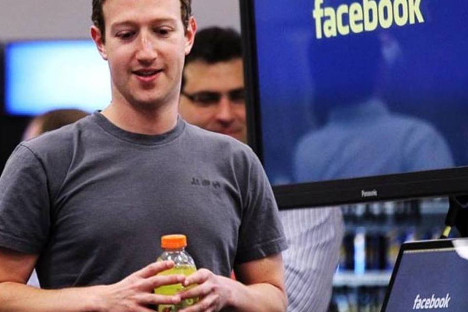 Facebook se prepara para receber "likes" em Wall Street