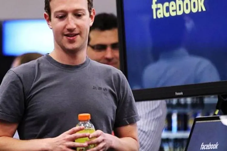 Facebook, que avalia uma oferta pública inicial de ações, tem cerca de 2,4 bilhões de ações emitidas (Getty Images)