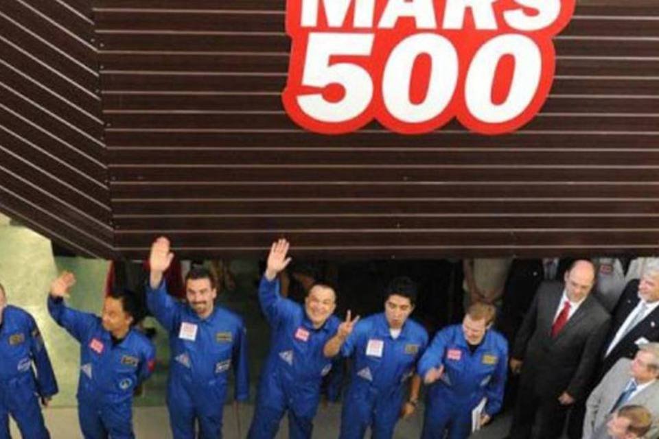Equipe de astronautas simula chegada a Marte